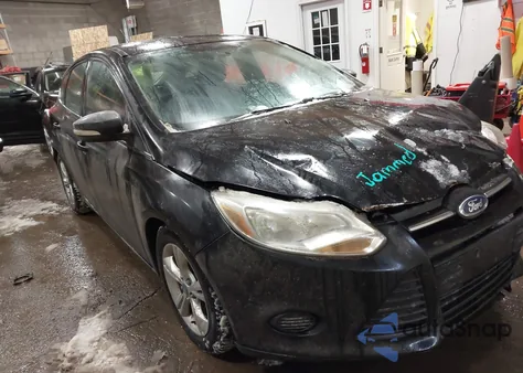 2014 Ford Focus Se z USA, uszkodzony, nr VIN 1FADP3K2XEL139898